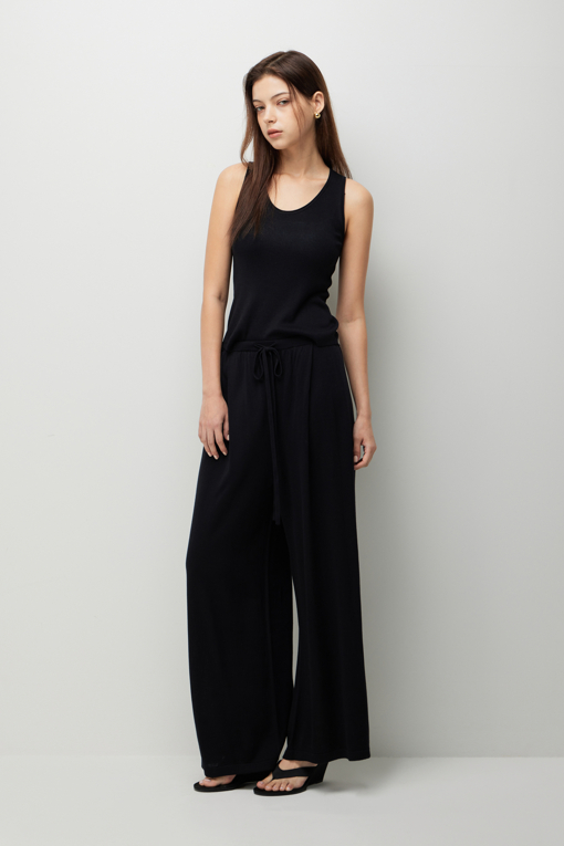 https://img.benettonmall.com/PARTS/KS/26F/SAKS01641BK_MB_D6.jpg?cb=1789410927