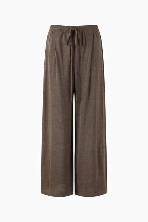 https://img.benettonmall.com/PARTS/KS/26F/SAKS01641BR_MB.jpg?cb=1785497529