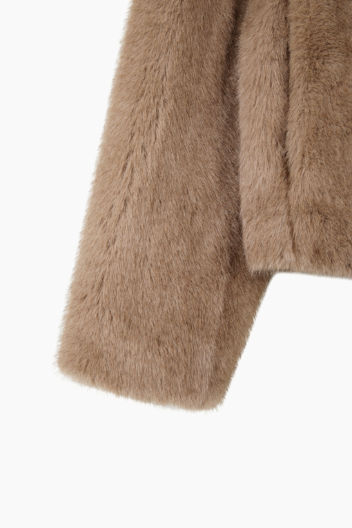 https://img.benettonmall.com/PARTS/KS/26F/SALE33661BG_MB_D3.jpg?cb=1789983961