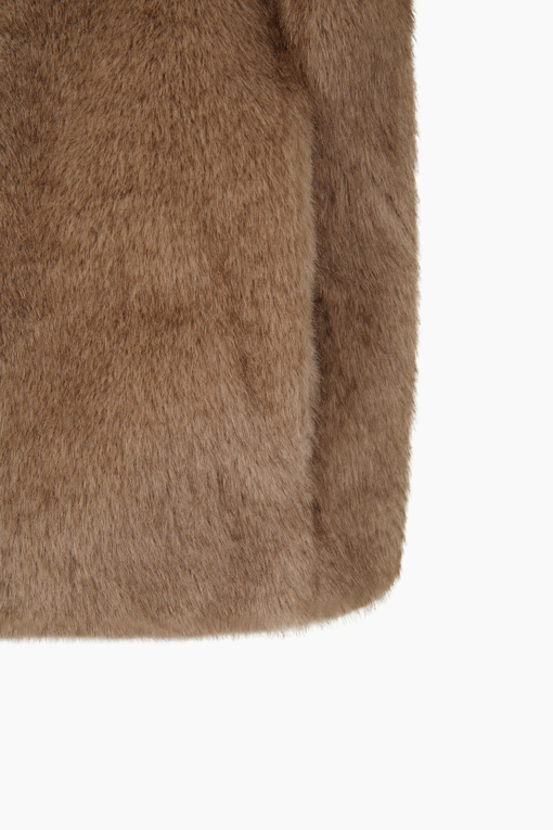 https://img.benettonmall.com/PARTS/KS/26F/SALE33661BG_MB_D4.jpg?cb=1789983961