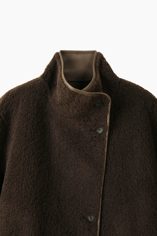 https://img.benettonmall.com/PARTS/KS/26F/SALE37661DW_MB_D2.jpg?cb=1793028892