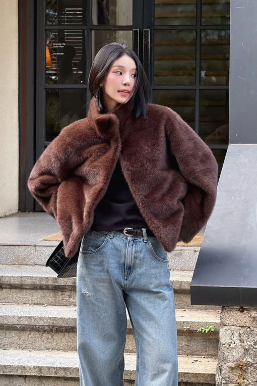 https://img.benettonmall.com/PARTS/KS/26F/SALE40661DW_MB_E0.jpg?cb=1793028892
