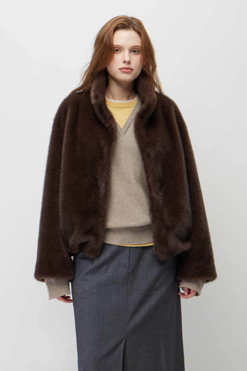 https://img.benettonmall.com/PARTS/KS/26F/SALE40661DW_MB_M0.jpg?cb=1793028892