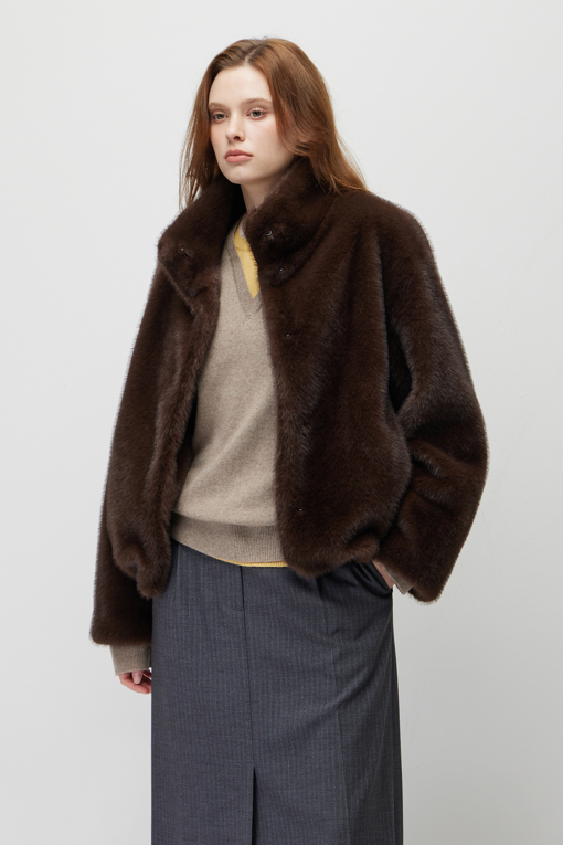 https://img.benettonmall.com/PARTS/KS/26F/SALE40661DW_MB_M1.jpg?cb=1792113748