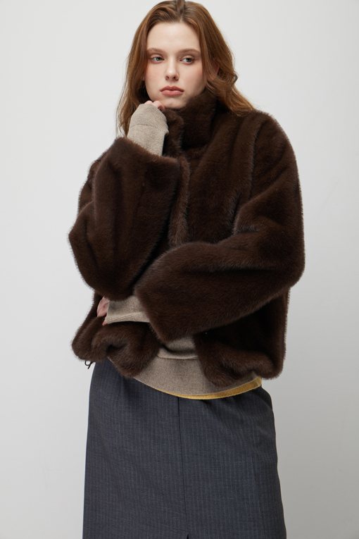 https://img.benettonmall.com/PARTS/KS/26F/SALE40661DW_MB_M3.jpg?cb=1793028892