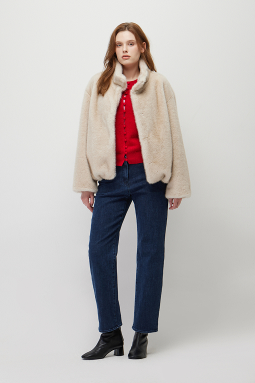 https://img.benettonmall.com/PARTS/KS/26F/SALE40661IV_MB_M5.jpg?cb=1793028892
