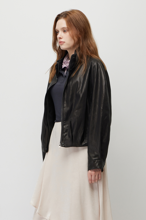 https://img.benettonmall.com/PARTS/KS/26F/SALE42661DW_MB_M1.jpg?cb=1790808094