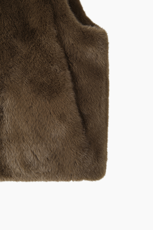 https://img.benettonmall.com/PARTS/KS/26F/SALE44661BR_MB_D4.jpg?cb=1789983961