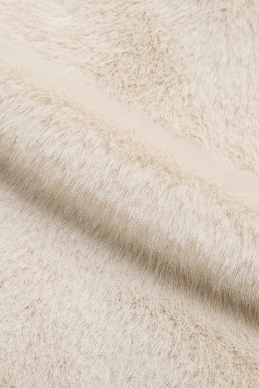 https://img.benettonmall.com/PARTS/KS/26F/SALE44661IV_MB_D5.jpg?cb=1789983961
