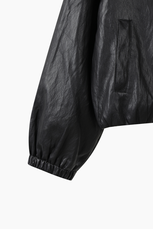 https://img.benettonmall.com/PARTS/KS/26F/SALEE1641BK_MB_D13.jpg?cb=1787100377