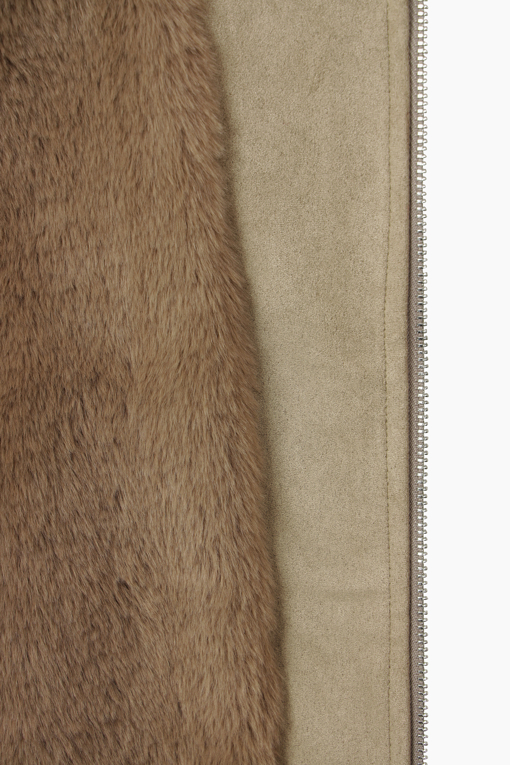 https://img.benettonmall.com/PARTS/KS/26F/SALEE3661ED_MB_D16.jpg?cb=1791745143