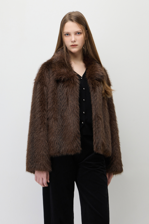 https://img.benettonmall.com/PARTS/KS/26F/SALEE5661DW_MB_M0.jpg?cb=1793028892