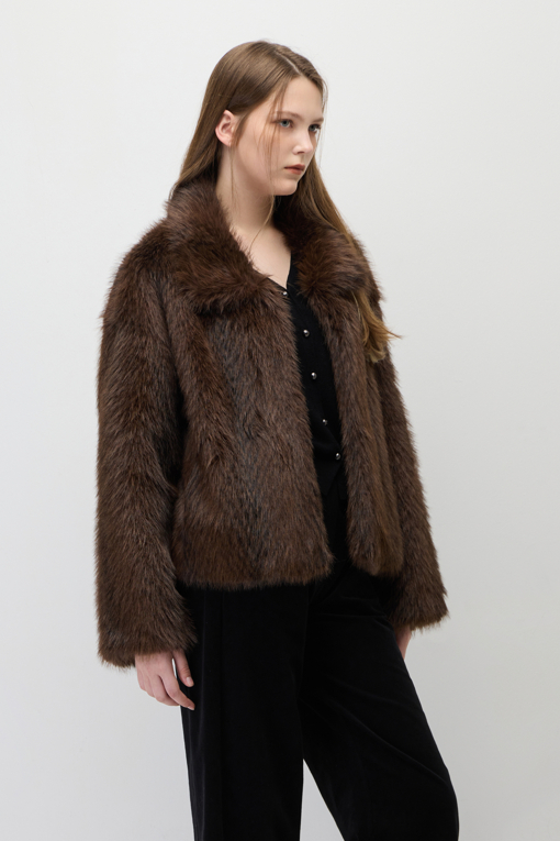 https://img.benettonmall.com/PARTS/KS/26F/SALEE5661DW_MB_M1.jpg?cb=1793028892