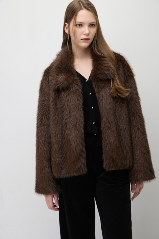 https://img.benettonmall.com/PARTS/KS/26F/SALEE5661DW_MB_M3.jpg?cb=1793028892