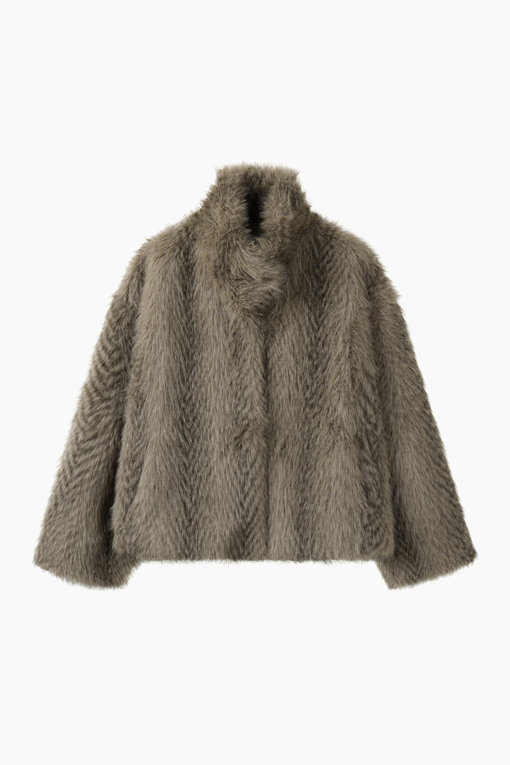 https://img.benettonmall.com/PARTS/KS/26F/SALEE5661ED_MB_D0.jpg?cb=1791199473