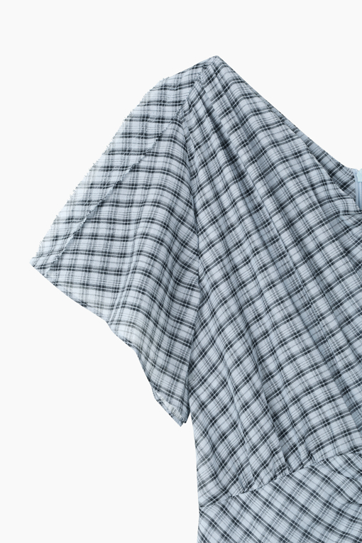 https://img.benettonmall.com/PARTS/KS/26F/SAOP01641LB_MB_D13.jpg?cb=1785497529