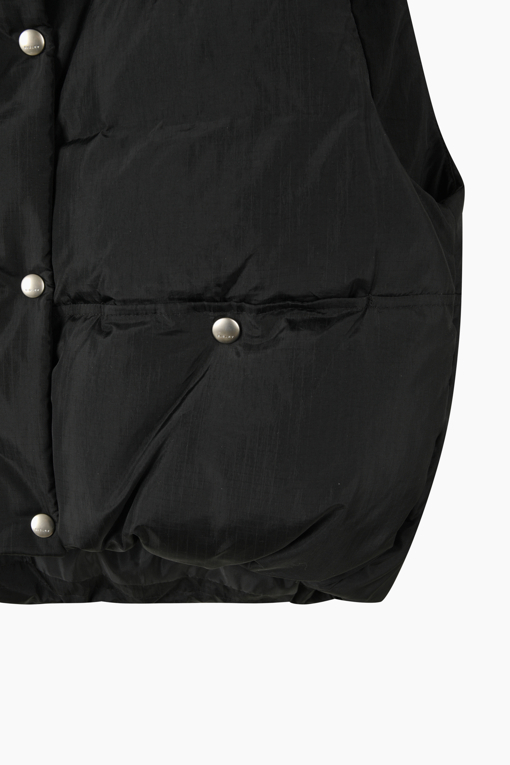 https://img.benettonmall.com/PARTS/KS/26F/SAPD39661BK_MB_D4.jpg?cb=1793028892