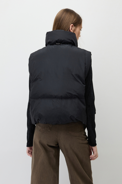 https://img.benettonmall.com/PARTS/KS/26F/SAPD39661BK_MB_M2.jpg?cb=1793028892
