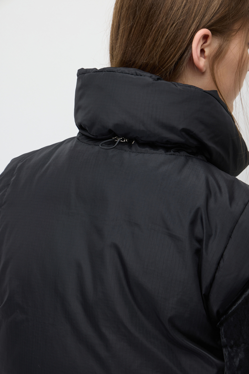 https://img.benettonmall.com/PARTS/KS/26F/SAPD39661BK_MB_M4.jpg?cb=1793028892