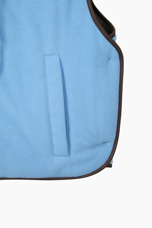 https://img.benettonmall.com/PARTS/KS/26F/SAPDE1661LB_MB_D4.jpg?cb=1789410927