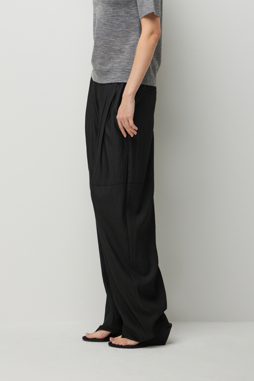 https://img.benettonmall.com/PARTS/KS/26F/SAPT02641DG_MB_D1.jpg?cb=1789410927