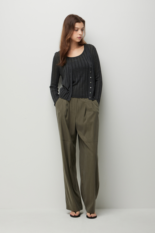 https://img.benettonmall.com/PARTS/KS/26F/SAPT02641KA_MB_D5.jpg?cb=1789410927