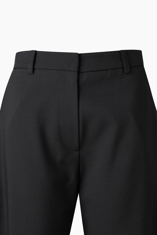 https://img.benettonmall.com/PARTS/KS/26F/SAPT03641BK_MB_D12.jpg?cb=1789410927