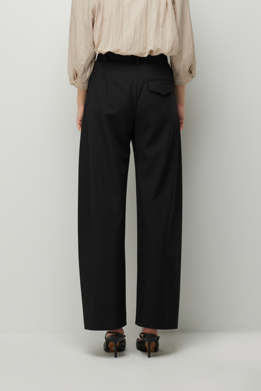 https://img.benettonmall.com/PARTS/KS/26F/SAPT03641BK_MB_D2.jpg?cb=1789410927