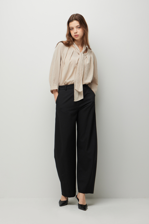 https://img.benettonmall.com/PARTS/KS/26F/SAPT03641BK_MB_D5.jpg?cb=1789410927