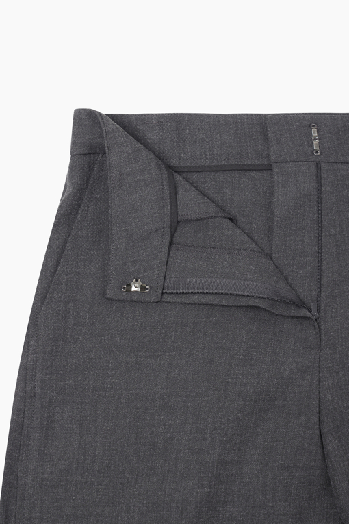 https://img.benettonmall.com/PARTS/KS/26F/SAPT03641DG_MB_D15.jpg?cb=1789410927