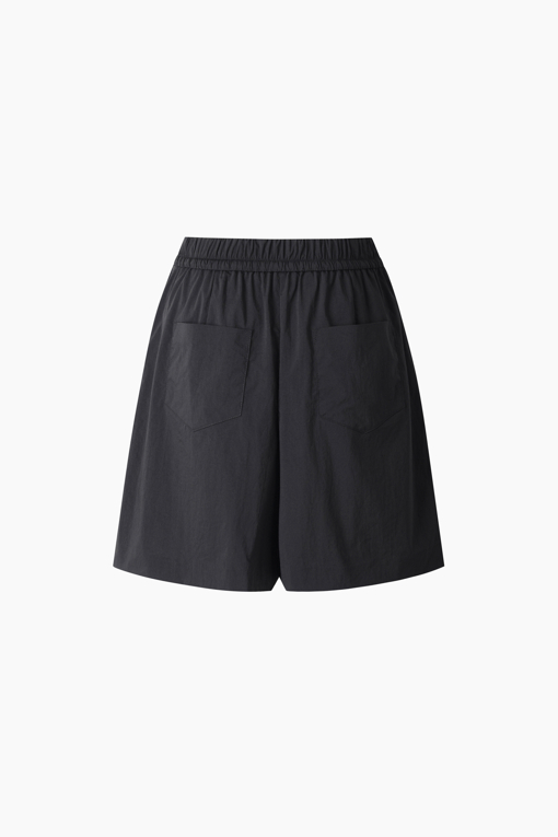 https://img.benettonmall.com/PARTS/KS/26F/SAPT07641BK_MB_D11.jpg?cb=1789410927