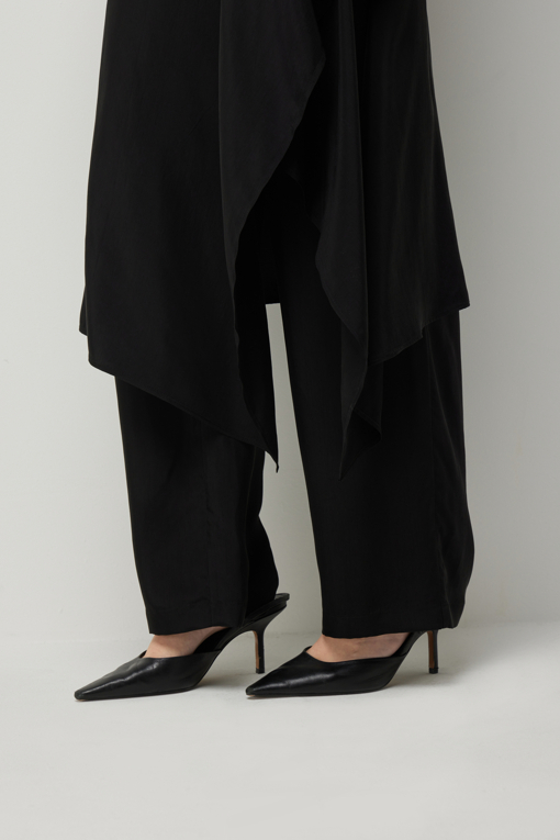 https://img.benettonmall.com/PARTS/KS/26F/SAPT08641BK_MB_D5.jpg?cb=1789410927