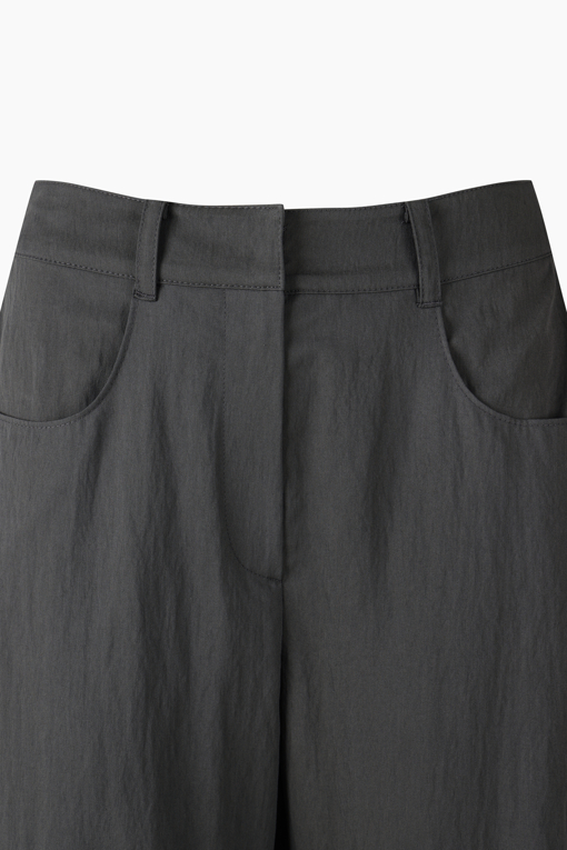 https://img.benettonmall.com/PARTS/KS/26F/SAPT09641GR_MB_D12.jpg?cb=1789410927