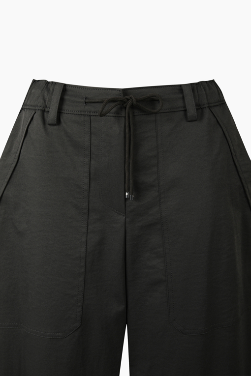 https://img.benettonmall.com/PARTS/KS/26F/SAPT11641DG_MB_D2.jpg?cb=1789410927