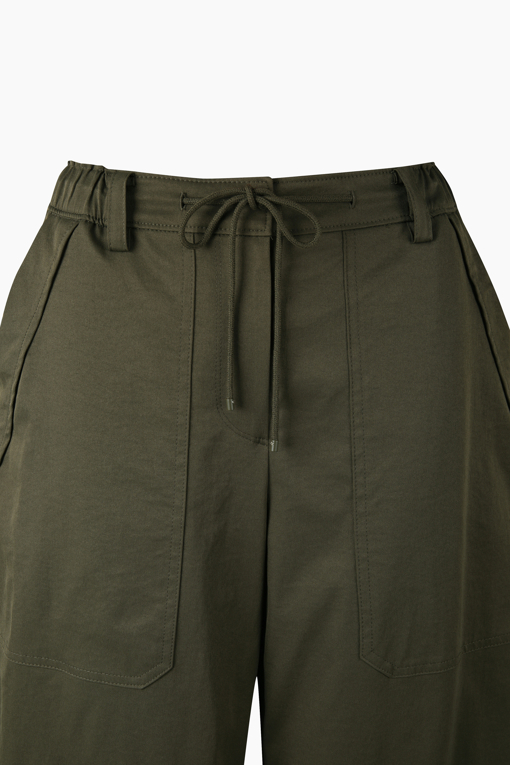 https://img.benettonmall.com/PARTS/KS/26F/SAPT11641KA_MB_D2.jpg?cb=1789410927