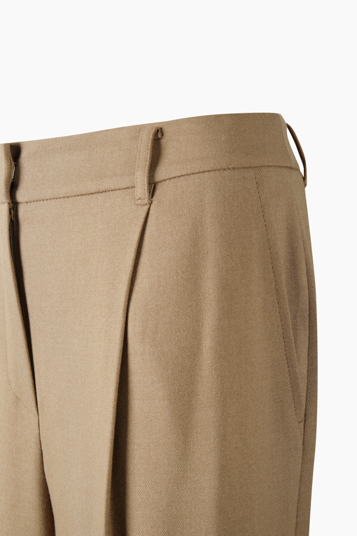 https://img.benettonmall.com/PARTS/KS/26F/SAPT31661BG_MB_D3.jpg?cb=1789983961