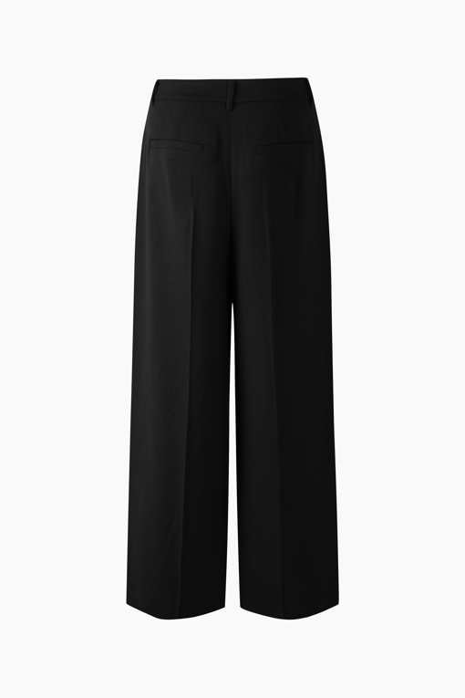https://img.benettonmall.com/PARTS/KS/26F/SAPT31661BK_MB_D1.jpg?cb=1789983961
