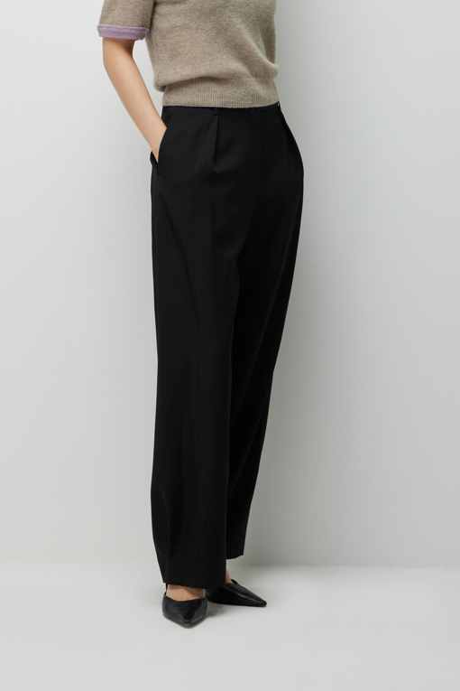 https://img.benettonmall.com/PARTS/KS/26F/SAPT32661BK_MB_M1.jpg?cb=1789983961