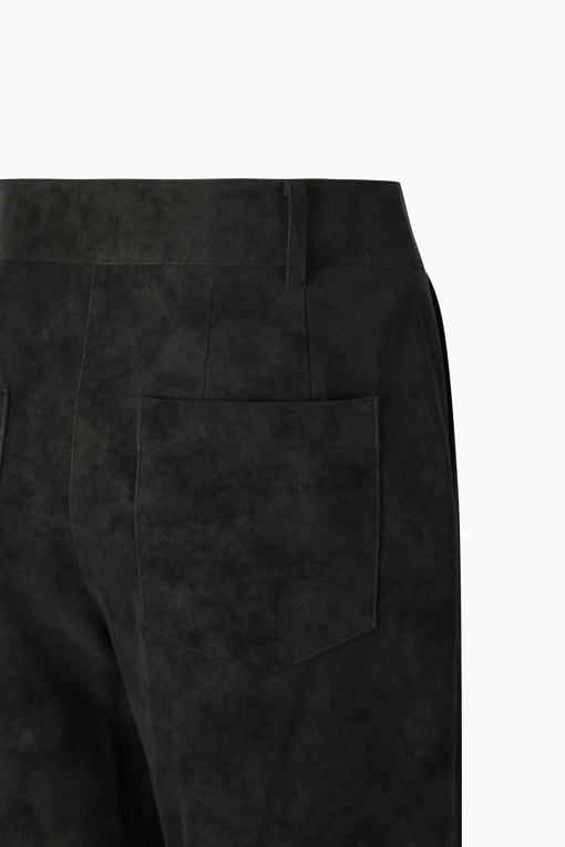 https://img.benettonmall.com/PARTS/KS/26F/SAPT34661BK_MB_D4.jpg?cb=1789983961