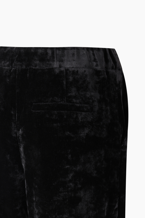 https://img.benettonmall.com/PARTS/KS/26F/SAPT35661BK_MB_D4.jpg?cb=1789983961