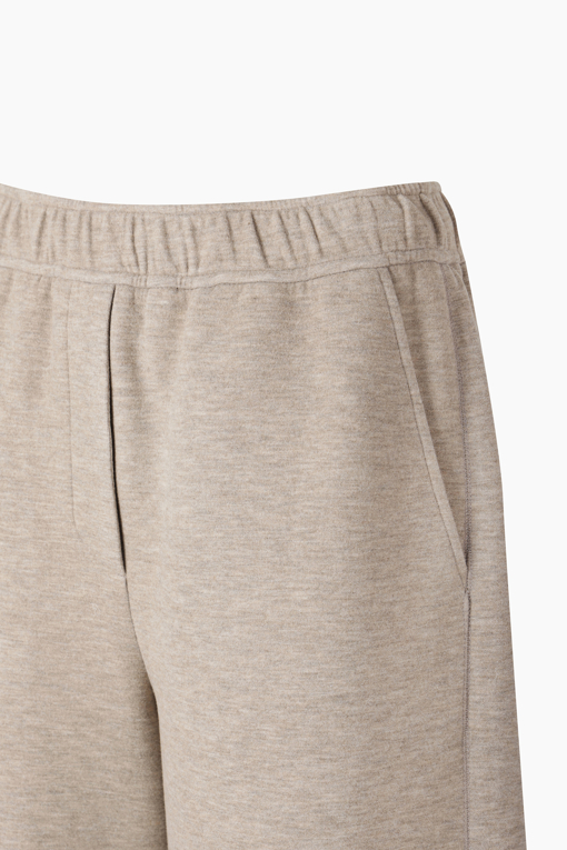 https://img.benettonmall.com/PARTS/KS/26F/SAPT36661ME_MB_D3.jpg?cb=1789983961