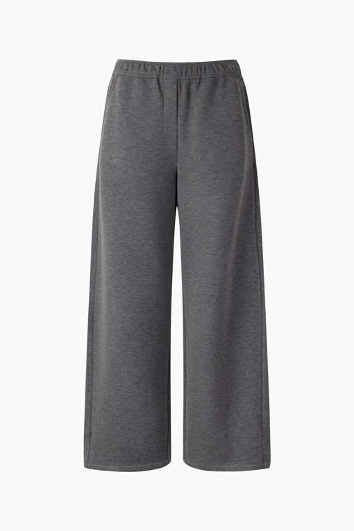 https://img.benettonmall.com/PARTS/KS/26F/SAPT36661MG_MB_D0.jpg?cb=1789983961