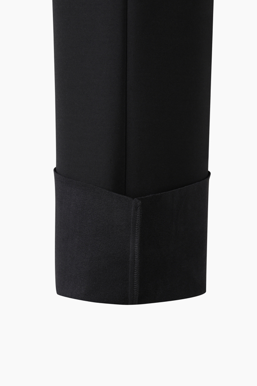 https://img.benettonmall.com/PARTS/KS/26F/SAPT37661BK_MB_D5.jpg?cb=1793028892