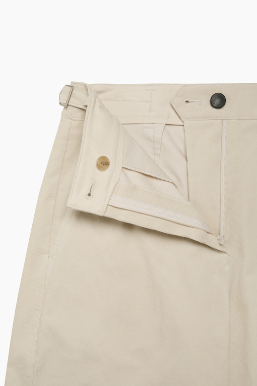 https://img.benettonmall.com/PARTS/KS/26F/SAPT41661BE_MB_D5.jpg?cb=1793028892