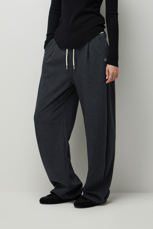 https://img.benettonmall.com/PARTS/KS/26F/SAPTE1641DG_MB_D1.jpg?cb=1787100377