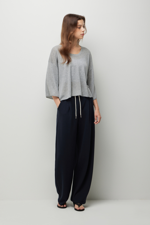 https://img.benettonmall.com/PARTS/KS/26F/SAPTE1641DN_MB_D5.jpg?cb=1787100377
