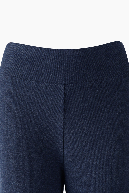 https://img.benettonmall.com/PARTS/KS/26F/SAPTE2661NY_MB_D2.jpg?cb=1792404559