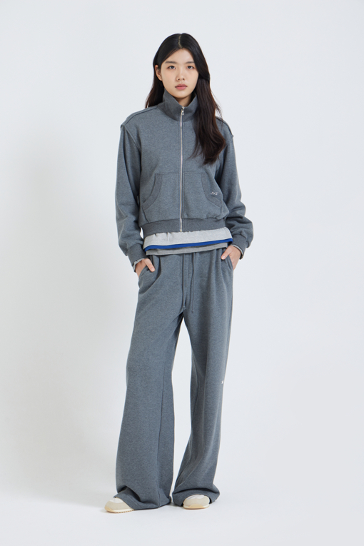 https://img.benettonmall.com/PARTS/KS/26F/SAPTE3661DG_MB_M5.jpg?cb=1792404559