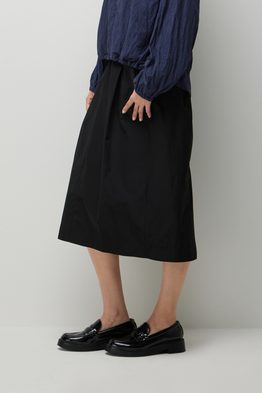 https://img.benettonmall.com/PARTS/KS/26F/SASK04641BK_MB_D1.jpg?cb=1789410927