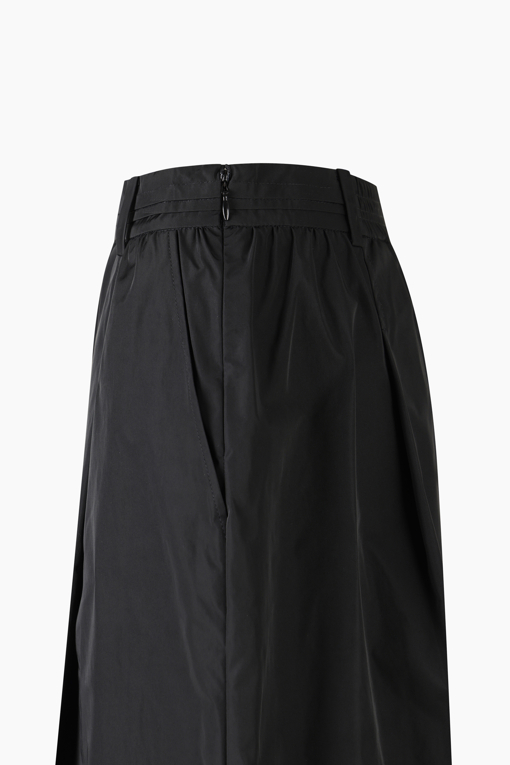 https://img.benettonmall.com/PARTS/KS/26F/SASK04641BK_MB_D13.jpg?cb=1789410927